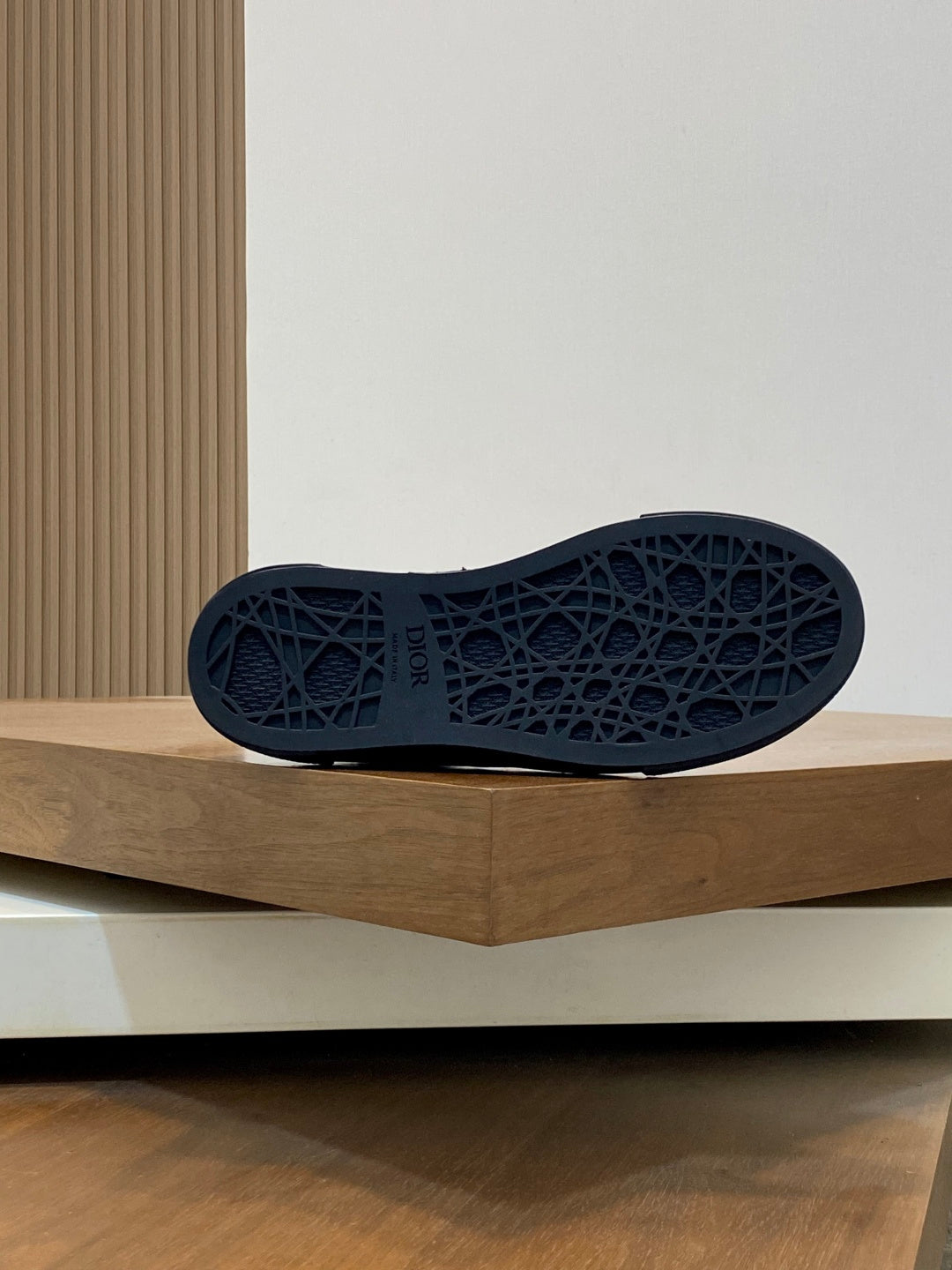B33 Spin Sneaker – LIMITED AND NUMBERED EDITION