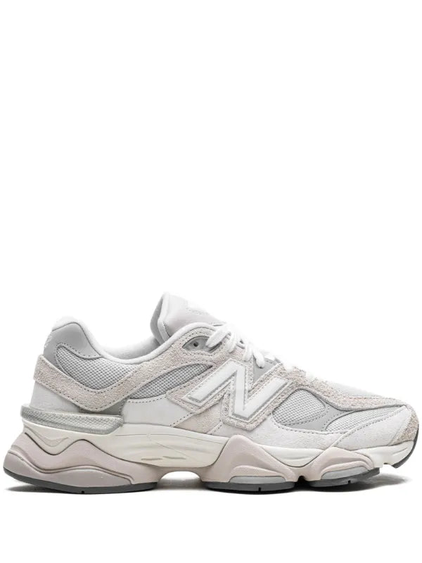 New Balance 9060 beige