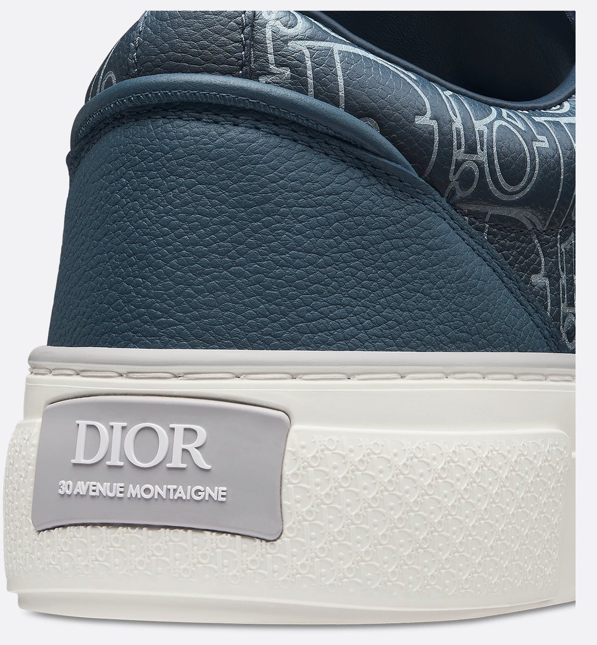 B33 Spin Sneaker