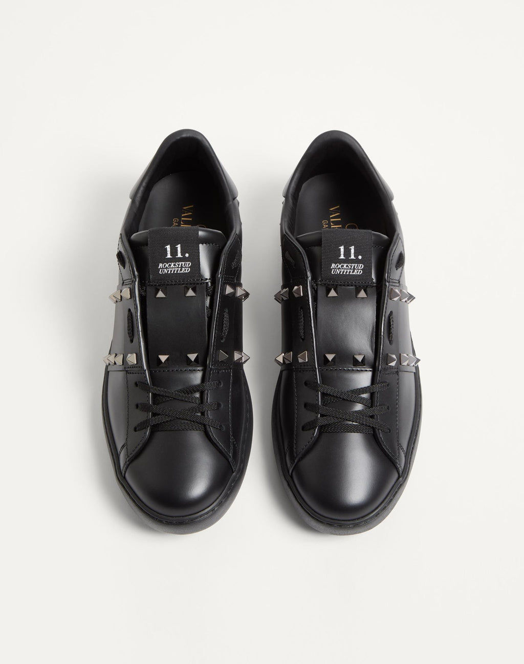 Valentino Garavani
Rockstud Untitled leather