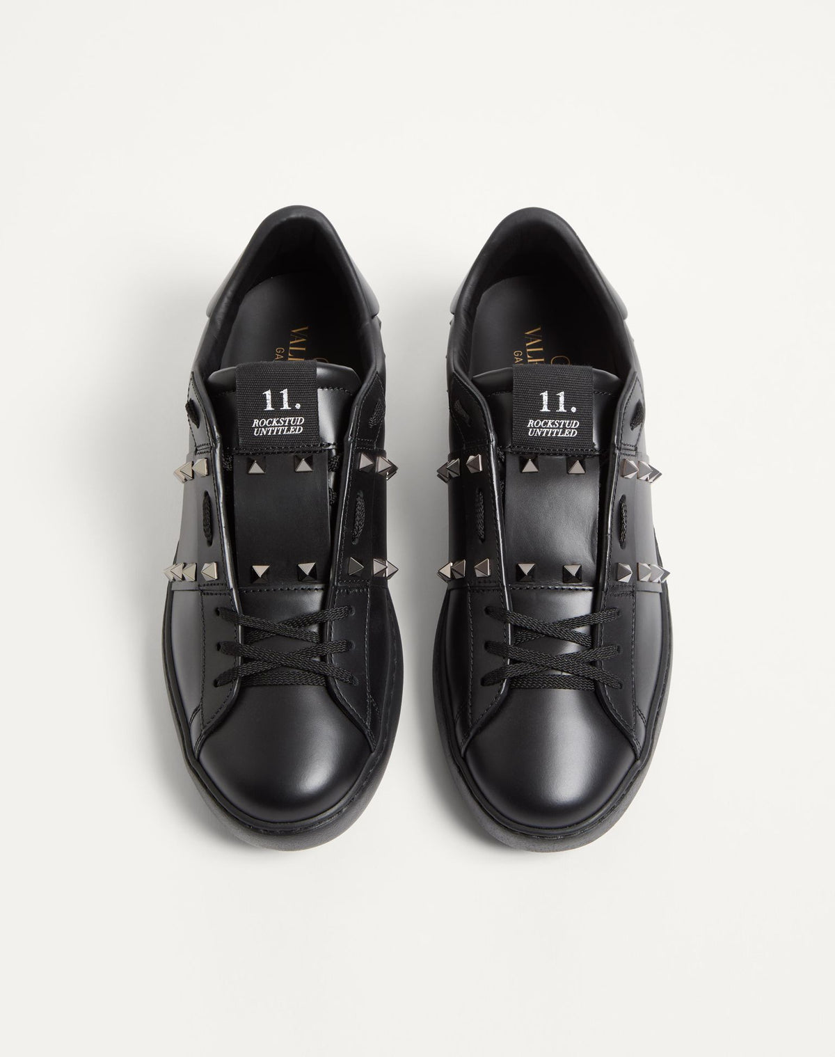 Valentino Garavani
Rockstud Untitled leather