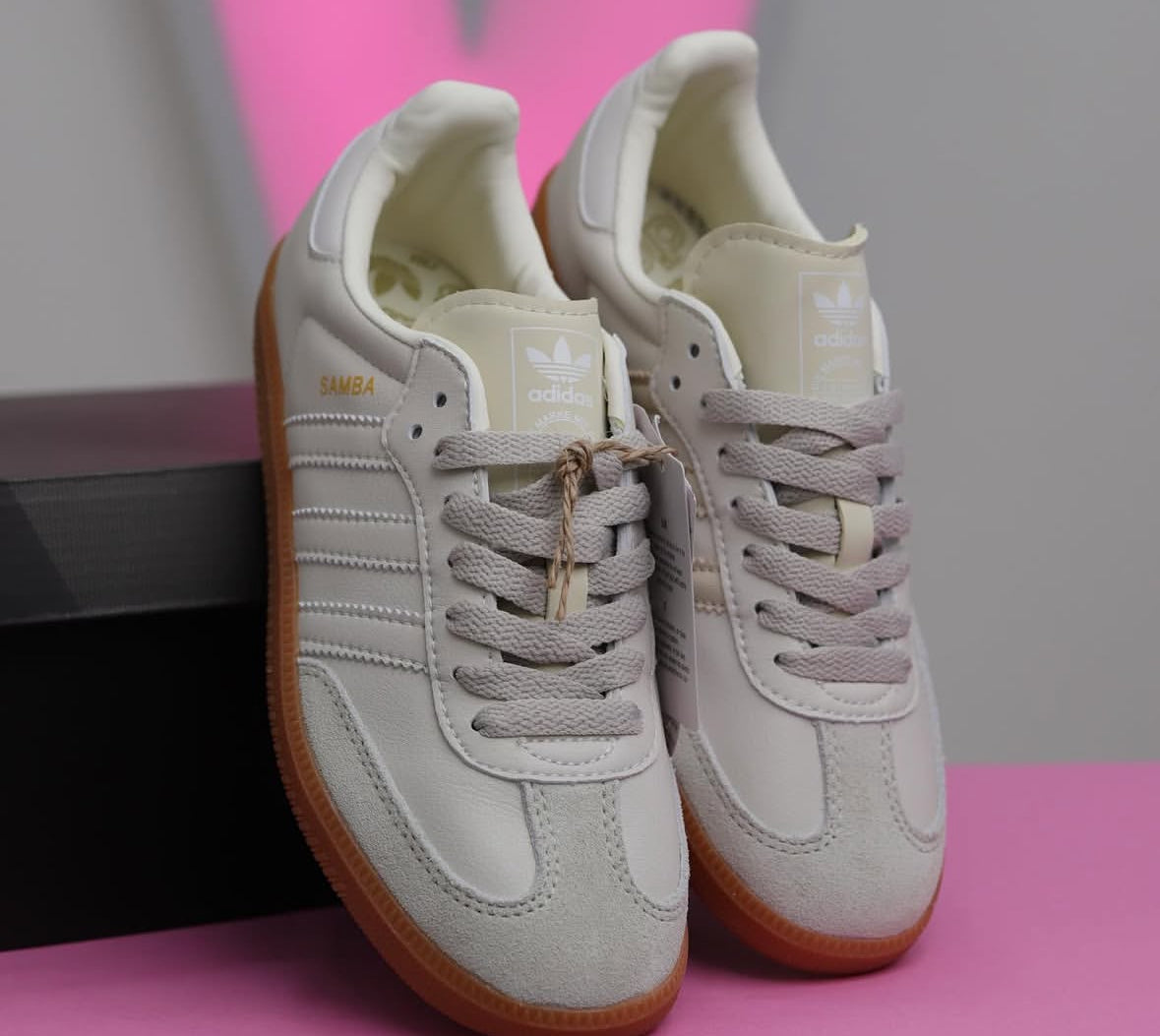 adidas
Samba OG