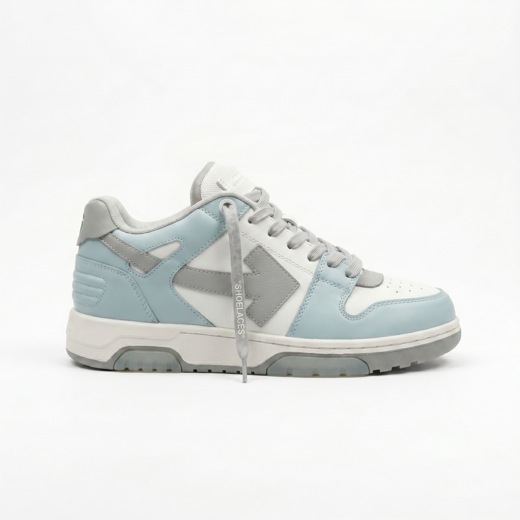 Off-White
Out Of Office leather sneakers