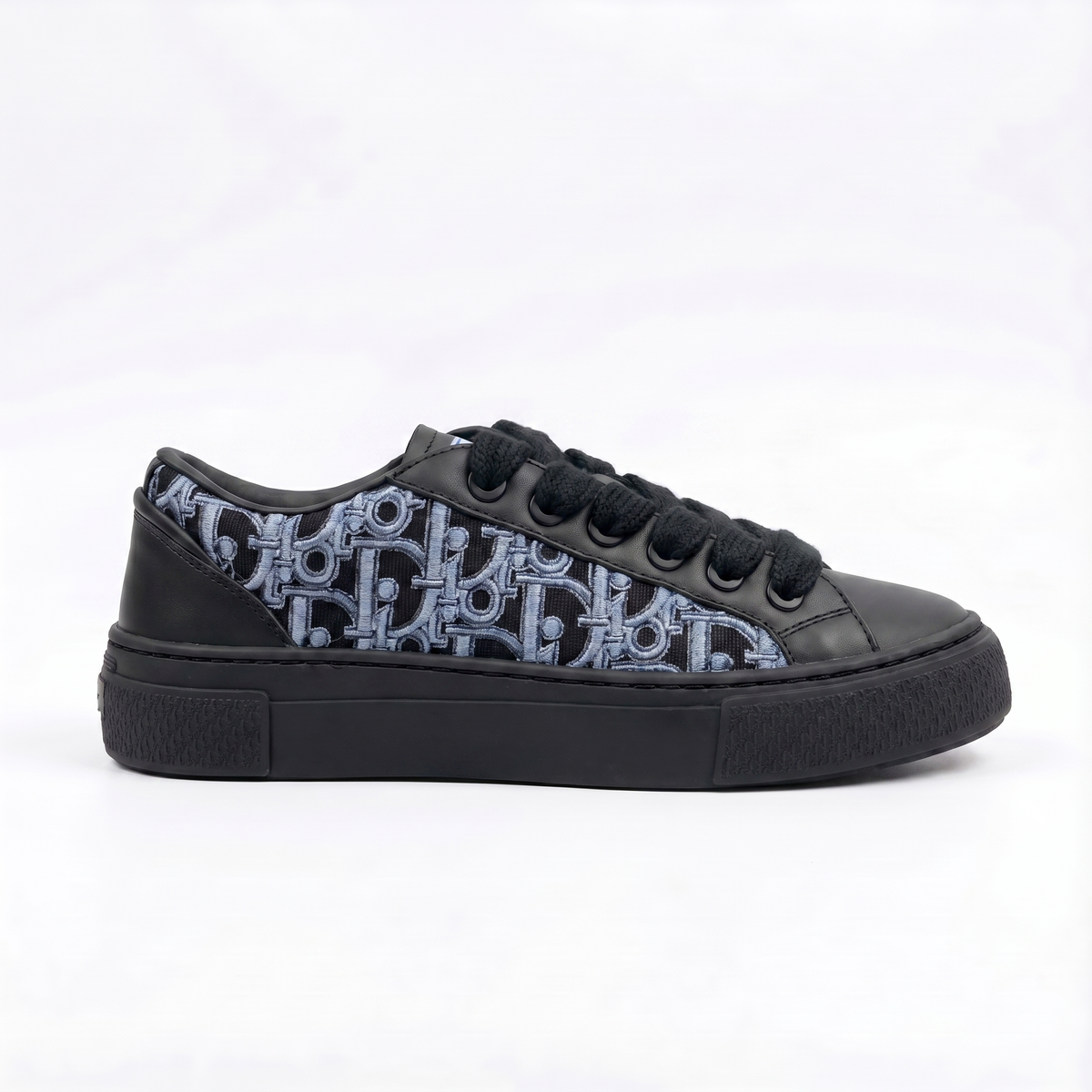 B33 Spin Sneaker – LIMITED AND NUMBERED EDITION